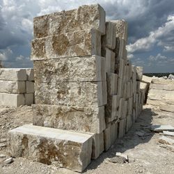 Natural Limestone Blocks 