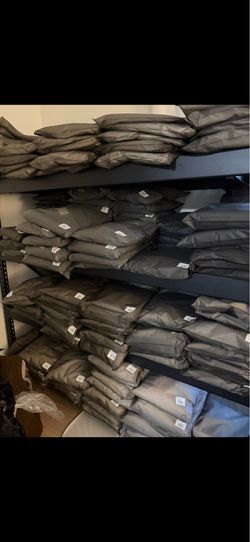 WHOLESALE ESSENTIAL SHORTS