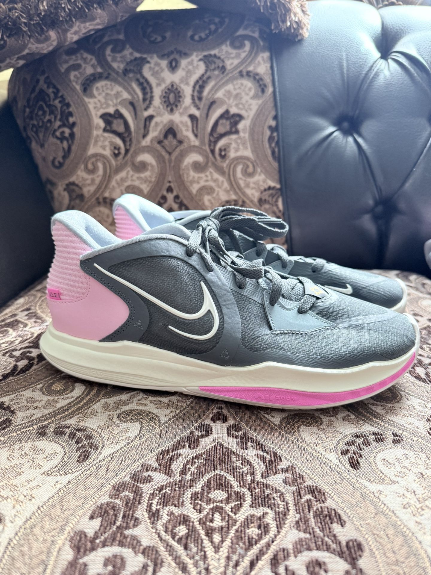 Nike Kyrie Low 5 Preservation