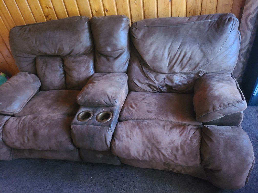 Free Couches W/ Recliners