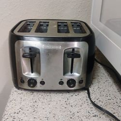 Toaster 