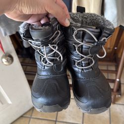 9/10c snow boots
