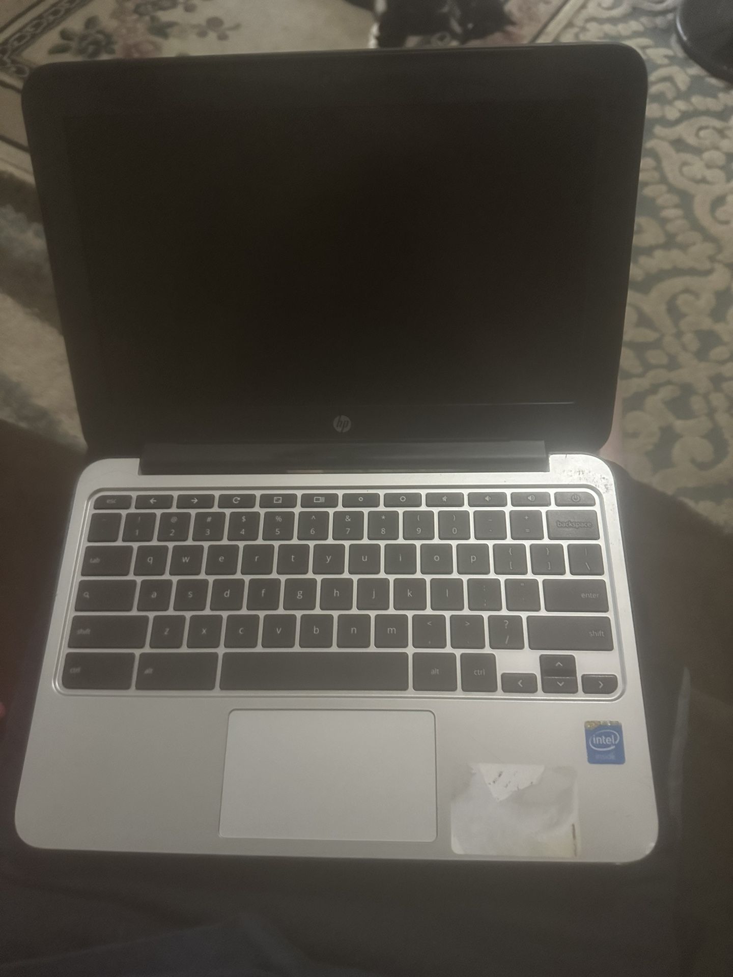 HP chromebook laptop. NO CHARGER
