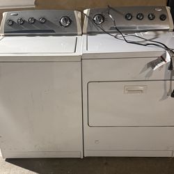 Whirpool washer & gas dryer set works great!