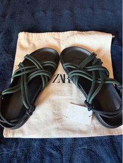 Zara men’s sandals 8.5
