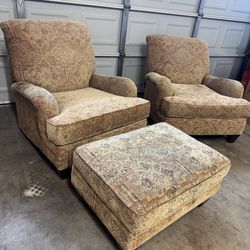 Two Recliners with Two Ottoman  $200