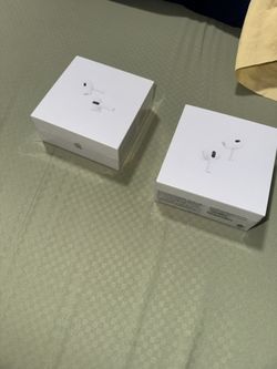 Apple AirPods 2nd Generation 