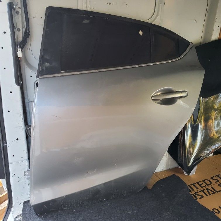 2016 MAZDA 3 REAR DOOR PARTS