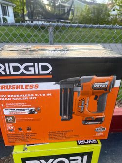 RIDGID Brushless Cordless 18-Gauge 2-1/8 in. Brad Nailer with CLEAN DRIVE Technology with 2.0 Ah Battery and Charger  Model # R09891K