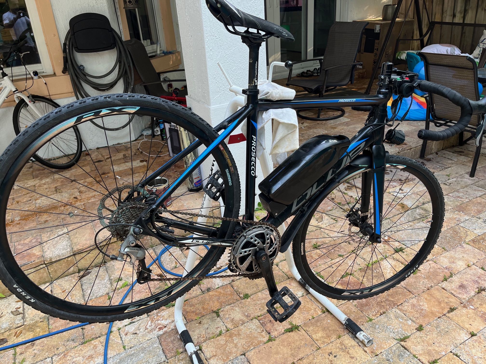 Luna Cycle Gravel Custom Electric Bike (eBike)