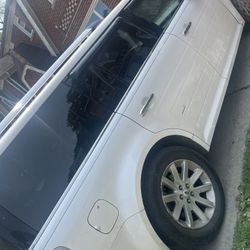 Selling My 2009 Ford Flex Need A Control Arm And A Whe Alignment 