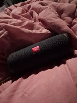 JBL Portable Bluetooth Speaker