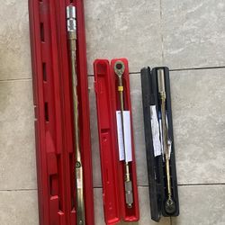 TORQUE WRENCHES
