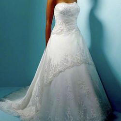 NWT Alfred Angelo wedding Dress 