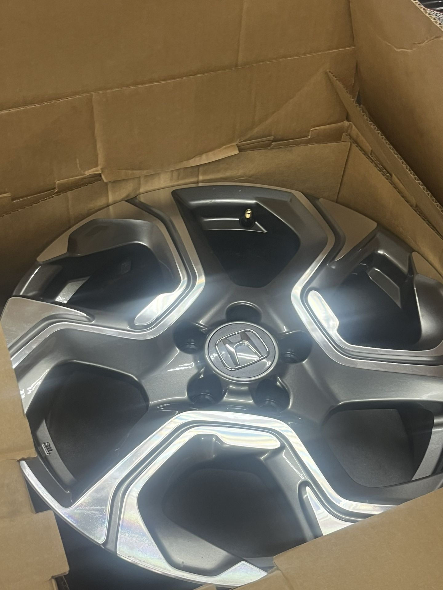 2024 Honda Crv Wheels 5x114 Brand New In Boxes Come Get Them