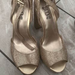 Gold Heels Size 7