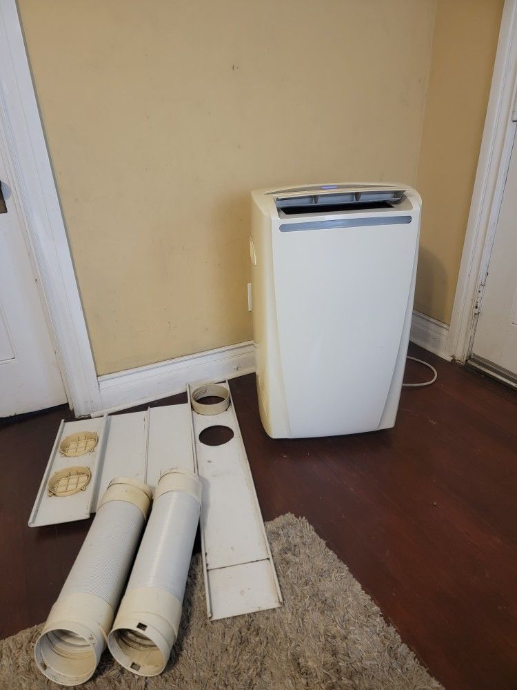 Edgestar Digital 14,000 BTU Dual Hose 3 In 1 Portable Air Conditioner, Dehumidifier And Fan