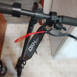 DXHX 8 PRO ELECTRIC SCOOTER 