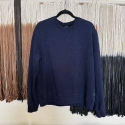 Navy blue Eddie Bauer crew neck sweatshirt; perfect condition