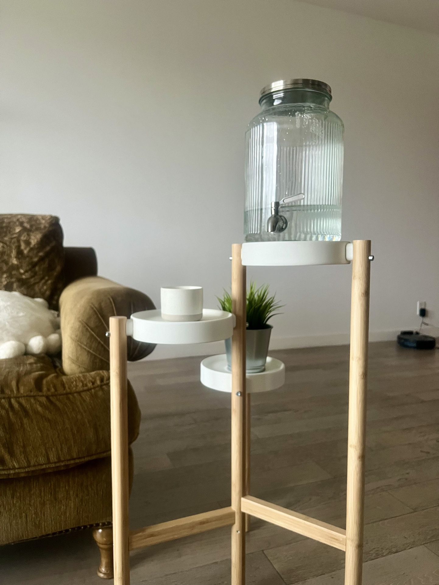 Plant stand, bamboo/White Ikea decoration
