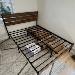 Wooden Queen Bed frame with Headboard and Foot