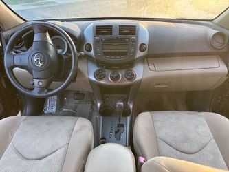 2011 ToyotaRAV4