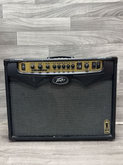 Peavey VYPYR 120 Watt Tube Amp (A1D021646)