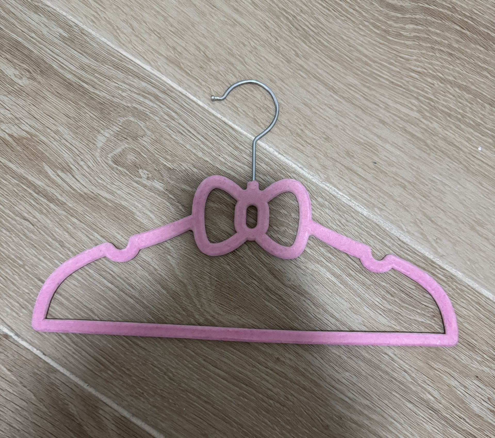 Pink Hanger w/ Bow