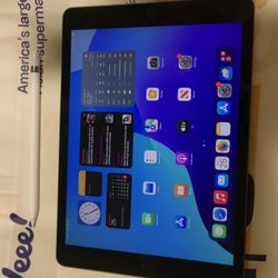 iPad 7 128GB with Apple pencil