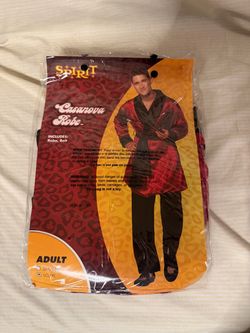 Men’s Hugh Hefner Costume