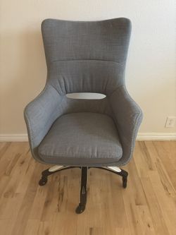 Hanover Gray Carlton Wingback Wheeled Office Chair With Upgraded Skate Type Wheels