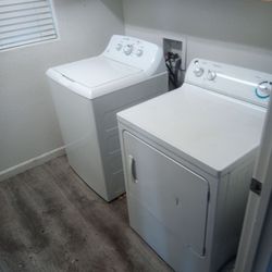 Whirlpool  Washer and dryer