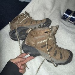 Women's Keen Voyageur Mid, Brindle/Custard, size 8       