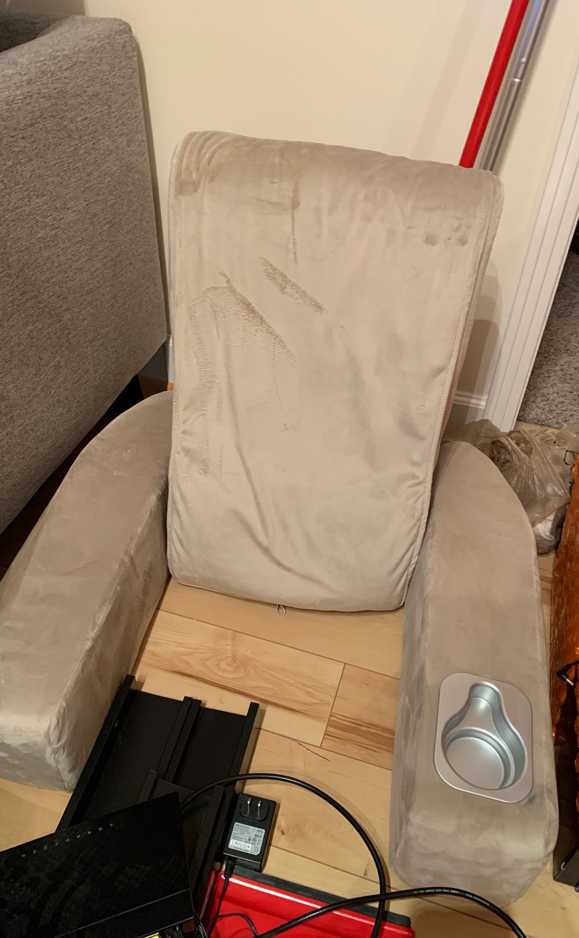 Free Brookstone Massage Chair Barely Used