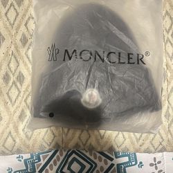 Moncler Black Beanie Men