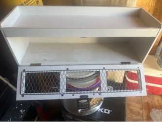 HomeGoods farmhouse chicken wire countertop