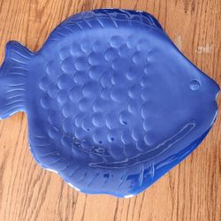 Blue FISH Coastal Collection Servewear