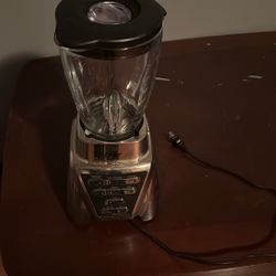 Oster Pro 1200 Smoothie Blender
