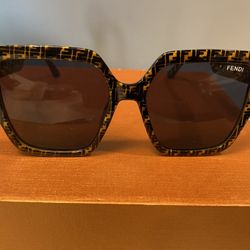 Fendi Sunglasses Women
