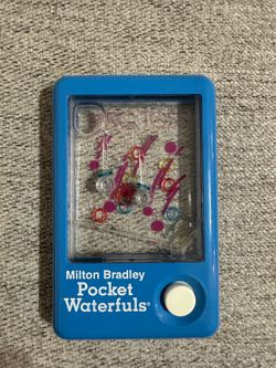 Milton Bradley Waterfuls Tomy Ring Toss Vintage Blue Handheld Game Unique
