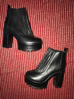 Black booties size 6