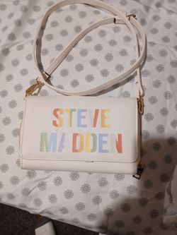 New crossbody Steve Madden's purse
