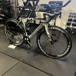 Cannondale Road Bike 