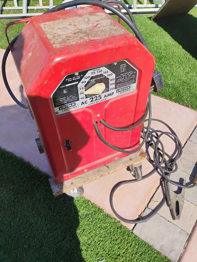 Lincoln Welder 225amp