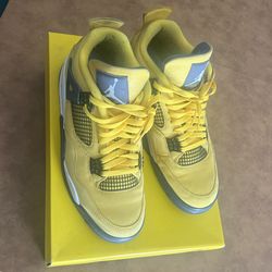 Jordan 4s 11.5