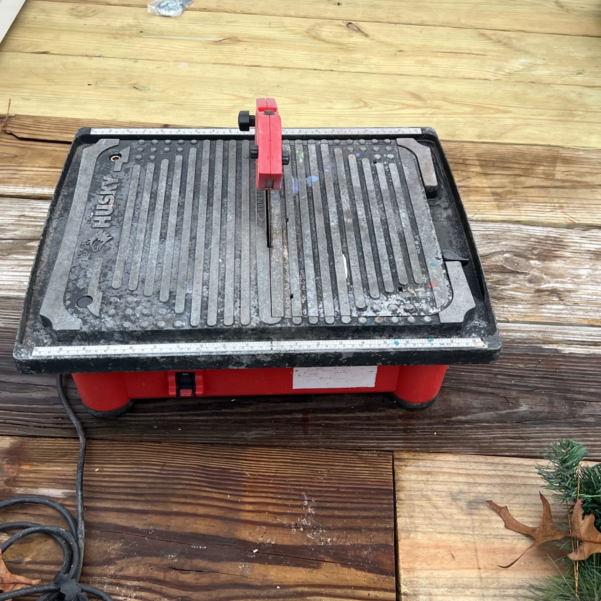 Husky Table Saw