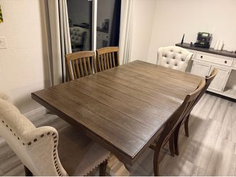 Dining table and 6 chairs