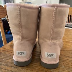 Women’s UGG Boots In Nice Great Condition Size 8