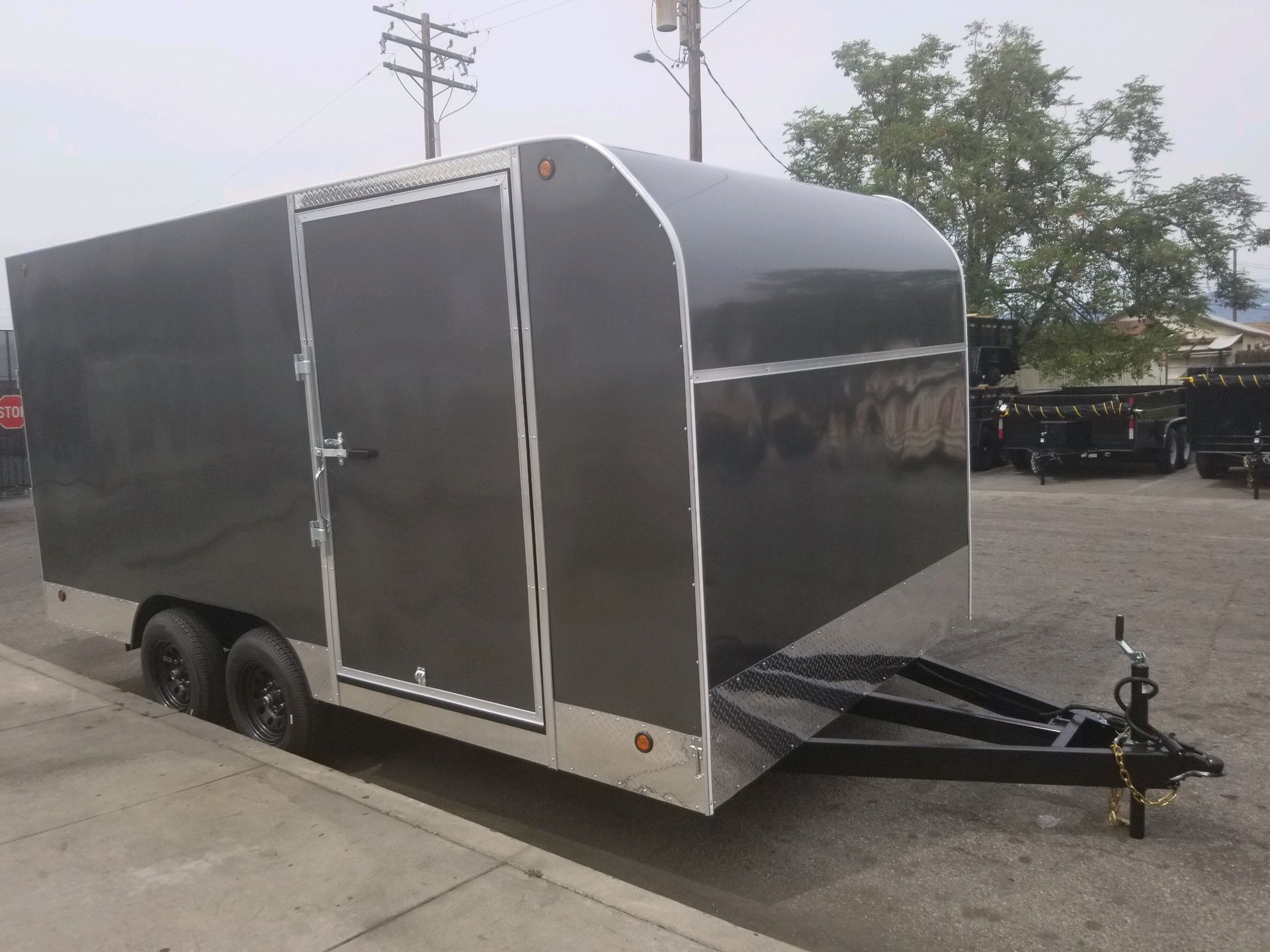 8-1/2 x 16 x7 Enclosed Trailer BUY FACTORY DIRECT!!