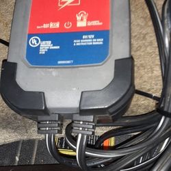 Duralast 2amp 6/12 Volt Battery Maintainer 